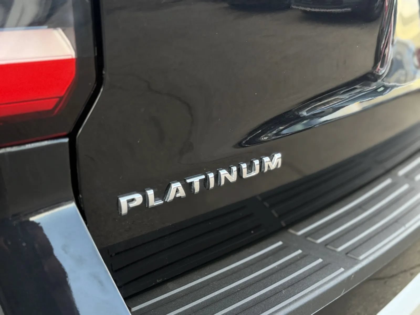 Used 2023 Ford Expedition Max Platinum AWD/4WD image 43