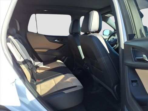 Used 2026 Chevrolet Equinox ACTIV w/ Convenience Package III image 13