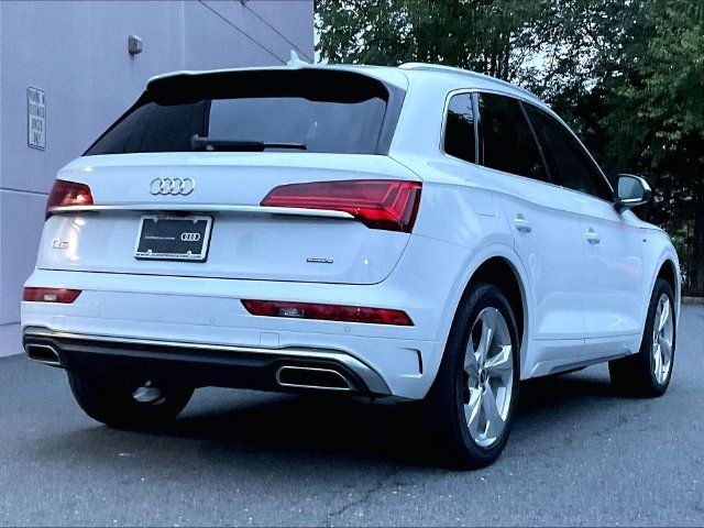 Used 2023 Audi Q5 2.0T Premium Plus w/ Premium Plus Package AWD/4WD image 7