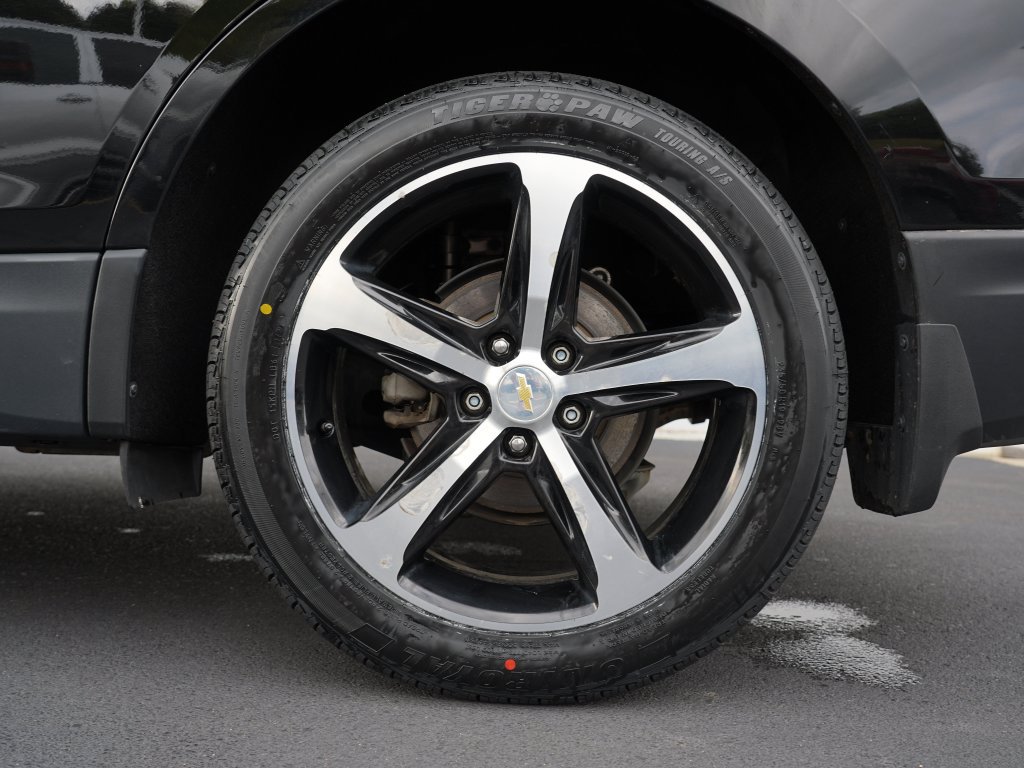 Certified 2020 Chevrolet Equinox LT AWD/4WD image 35