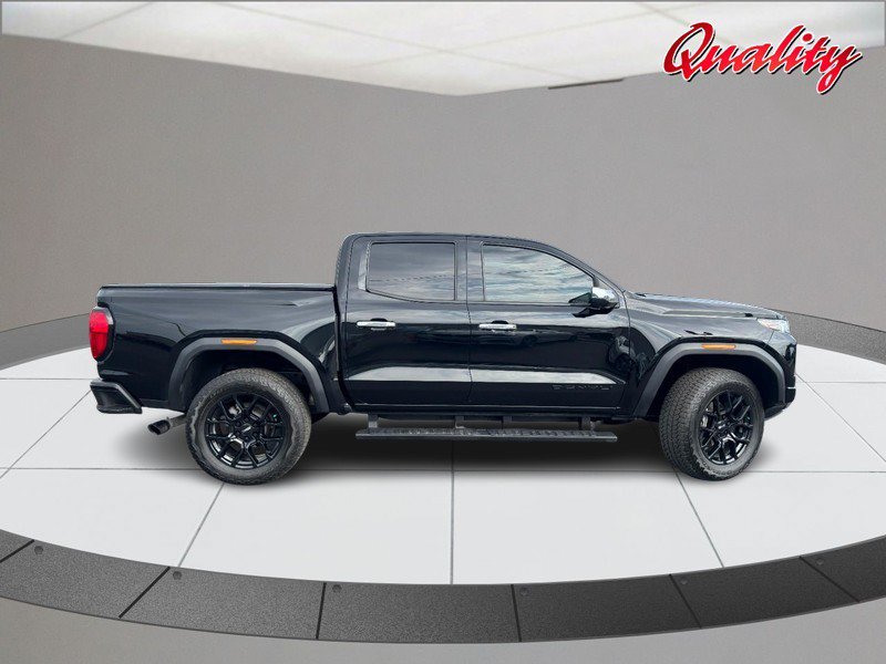Used 2024 GMC Canyon Denali w/ LPO, Denali Black Edition AWD/4WD image 2