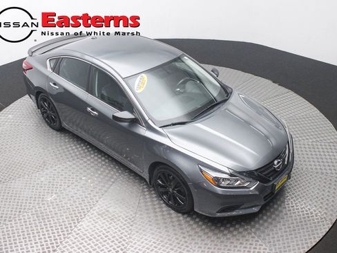 Used 2018 Nissan Altima 2.5 SR w/ SR Midnight Edition image 3