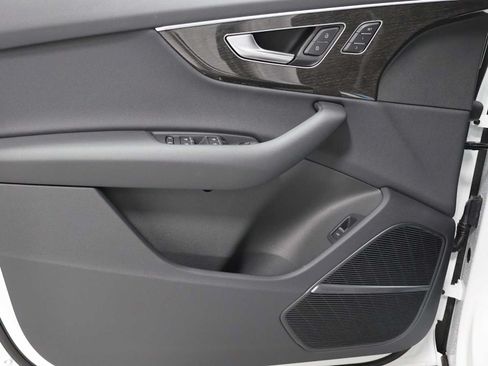 New 2026 Audi Q7 2.0T Premium AWD/4WD image 16