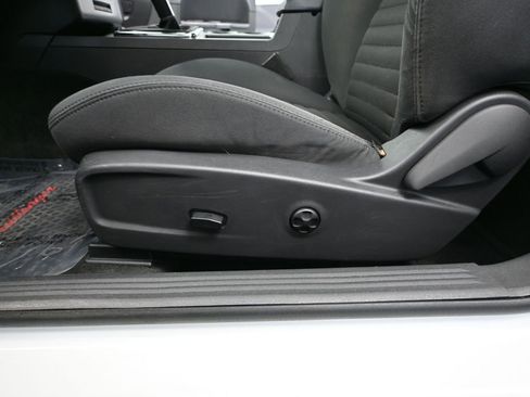 Used 2013 Dodge Challenger R/T image 20