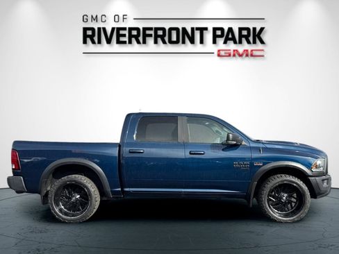 Used 2022 RAM 1500 Classic SLT image 2