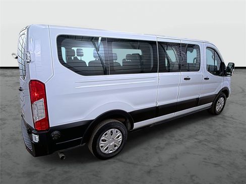 Used 2020 Ford Transit 350 XLT image 4
