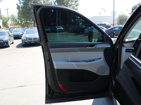 Used 2022 Hyundai Palisade SE image 6