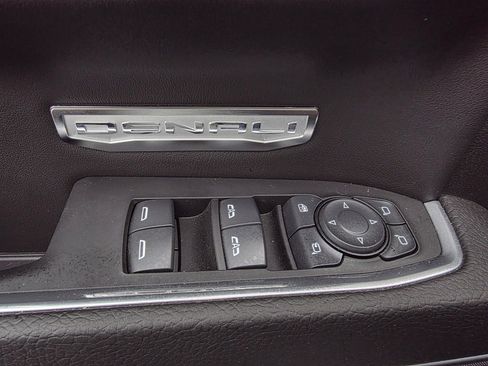 Used 2024 GMC Sierra 1500 Denali w/ Denali Reserve Package image 10