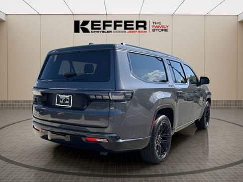 New 2026 Jeep Grand Wagoneer L Limited AWD/4WD image 5