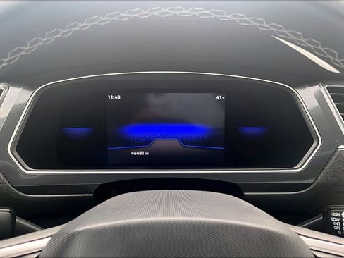 Used 2022 Volkswagen Tiguan SE image 15