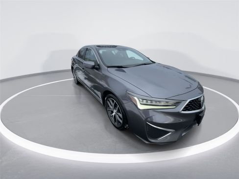 Certified 2020 Acura ILX w/ Premium Package image 2