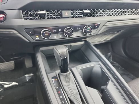 Certified 2023 Honda Accord EX image 27