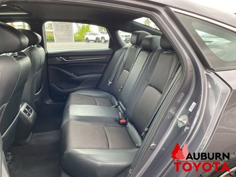 Used 2018 Honda Accord Sport image 21