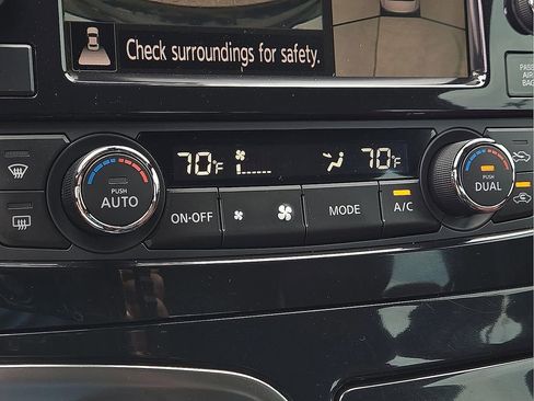 Used 2021 Nissan Maxima Platinum w/ 40th Anniversary Package image 17