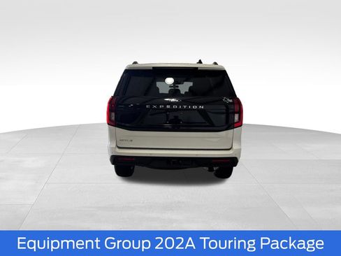 New 2026 Ford Expedition Active AWD/4WD image 5