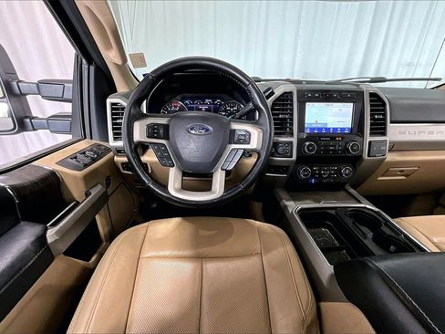 Used 2020 Ford F250 Lariat w/ Lariat Ultimate Package image 14