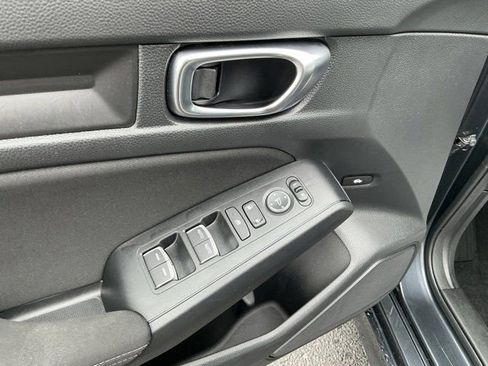 Used 2025 Honda Civic Sport image 16