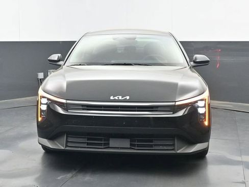 Used 2025 Kia K4 LXS image 5