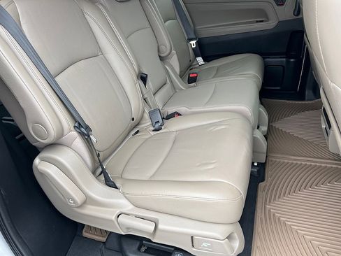 Used 2024 Honda Odyssey EX-L image 22