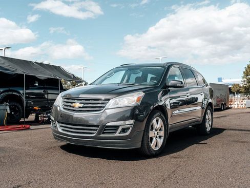 Used 2015 Chevrolet Traverse LTZ image 3