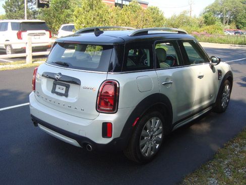 Used 2022 MINI Cooper Countryman S w/ Premium Package image 30