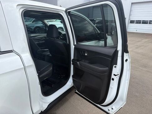 Used 2022 Honda Ridgeline RTL-E image 17