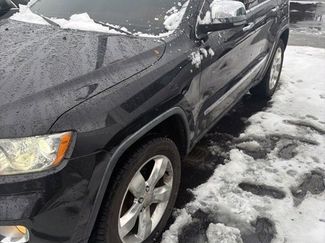 Used 2011 Jeep Grand Cherokee Overland Summit video 2