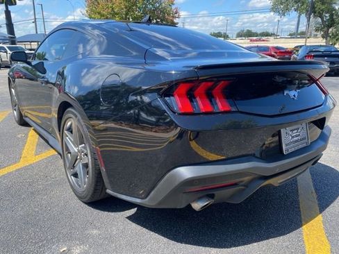 Used 2024 Ford Mustang Premium RWD image 3
