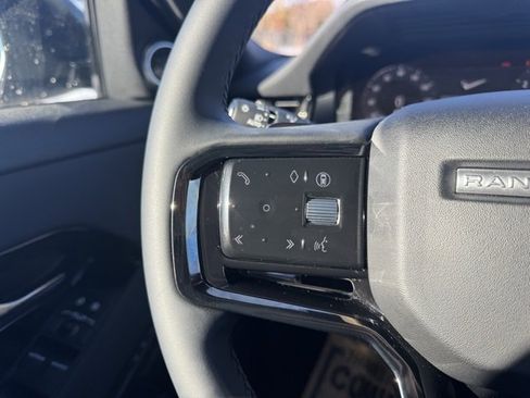 Used 2026 Land Rover Range Rover Evoque S image 25