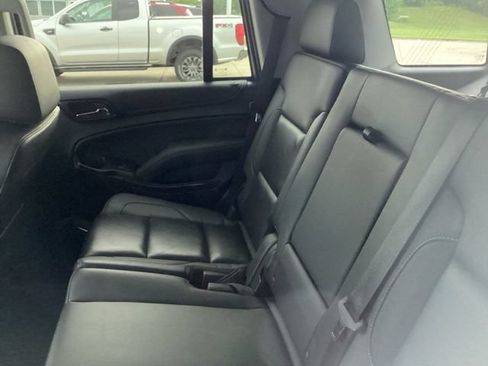 Used 2019 GMC Yukon SLT w/ Premium Edition AWD/4WD image 15