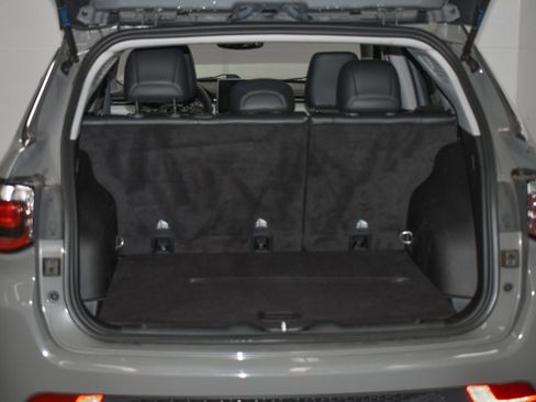 Used 2022 Jeep Compass Limited image 23