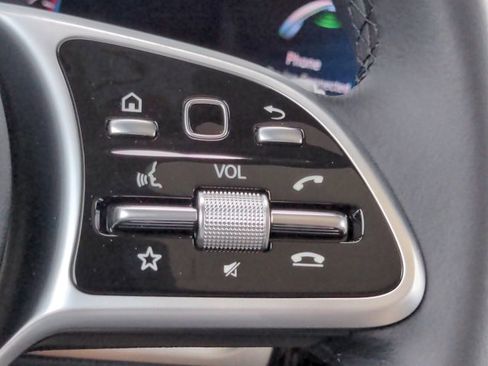 Certified 2022 Mercedes-Benz GLB 250 image 27