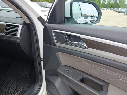 Used 2022 Volkswagen Atlas SE AWD/4WD image 23