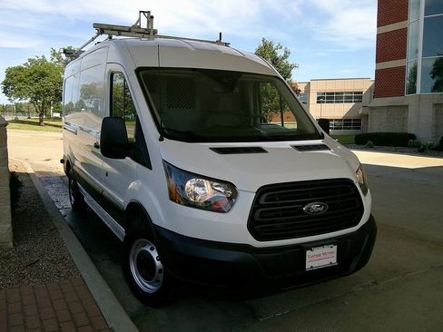 Used 2019 Ford Transit 250 148 Medium Roof RWD image 3