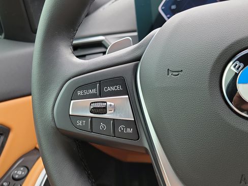 Used 2024 BMW 330i Sedan w/ Convenience Package RWD image 18