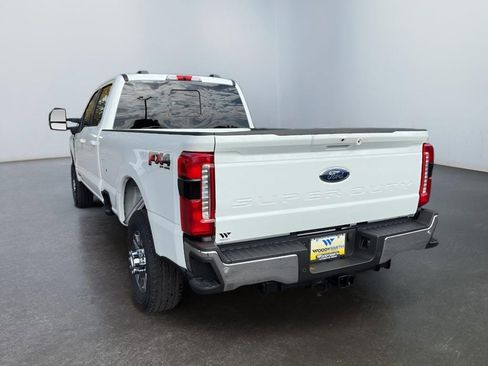 New 2026 Ford F350 Lariat w/ FX4 Off-Road Package image 10