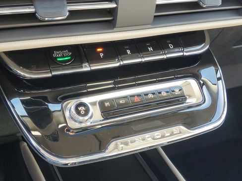 New 2026 Lincoln Corsair Premiere image 22