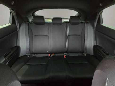 Used 2018 Honda Civic Sport image 17