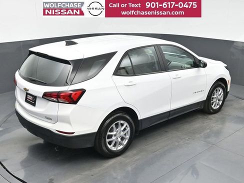 Used 2023 Chevrolet Equinox LS image 33