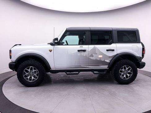 Used 2023 Ford Bronco Badlands AWD/4WD image 39