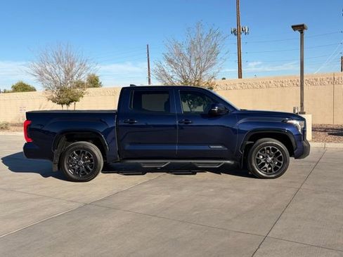 Used 2024 Toyota Tundra Platinum image 5