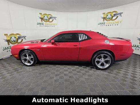 Used 2011 Dodge Challenger R/T w/ Sound Group II RWD image 4