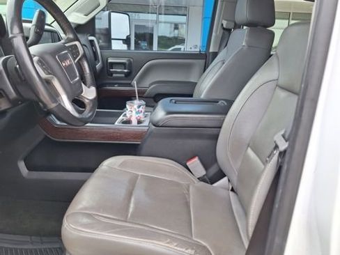 Used 2010 Chevrolet Camaro SS w/ RS Package RWD image 7