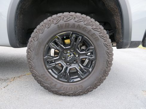 Certified 2024 Chevrolet Silverado 1500 ZR2 w/ Technology Package image 13