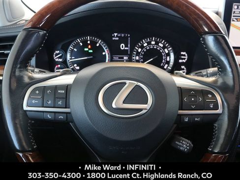Used 2017 Lexus LX 570 4WD w/ Luxury Package image 10