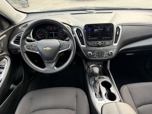 Used 2024 Chevrolet Malibu LT FWD image 14