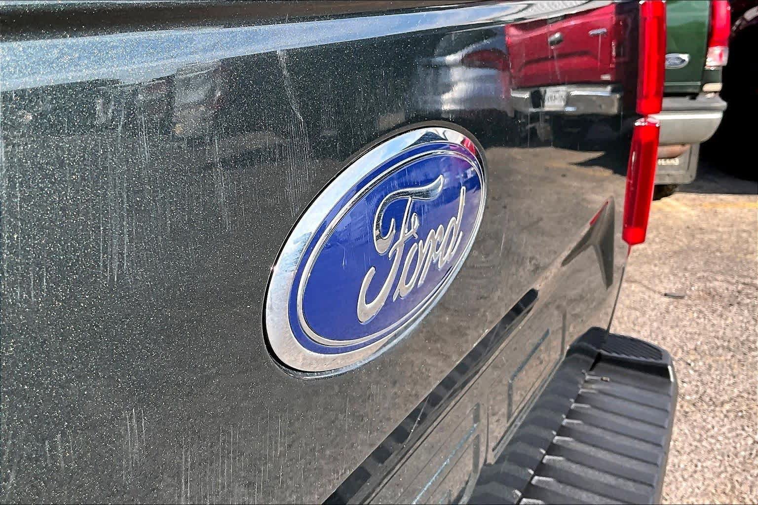 Used 2018 Ford F150 Lariat AWD/4WD image 31