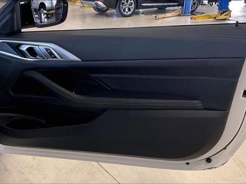 Used 2023 BMW 440i xDrive Convertible w/ Premium Package image 22