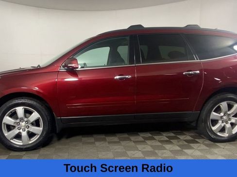 Used 2016 Chevrolet Traverse LT w/ Traveler's Package image 8