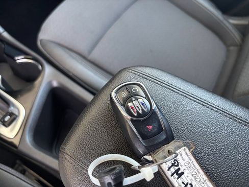 Used 2025 Buick Encore GX Preferred FWD image 24
